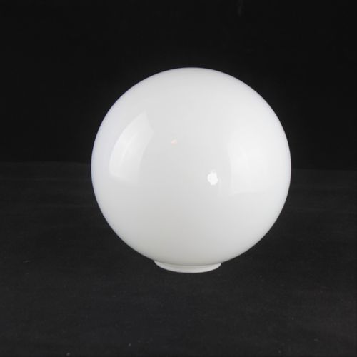 70er Jahre runde Opalglaskugel Durchmesser: 13,5 cm