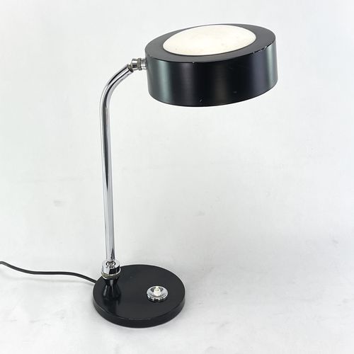 ART DECO Tischlampe JUMO Lampe Design: Charlotte Perriand